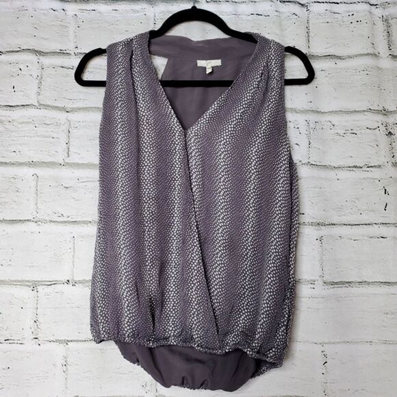 Joie silk cross front sleeve less blouse size small gray - Picture 1 of 7